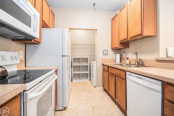 Interior, Kitchen, Tile Countertops