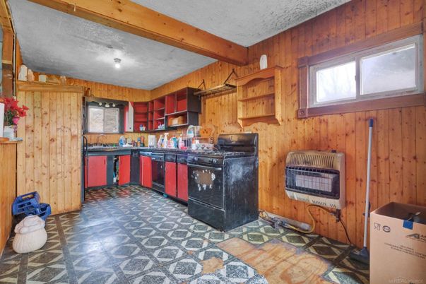 Interior, Kitchen, Wooden Beams, Wooden Walls