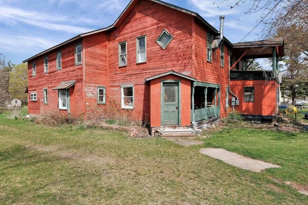 Exterior, Facade, Brick Facade, Tudor Revival