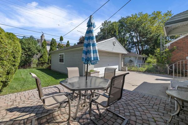 Backyard, Detached Garage, Exterior