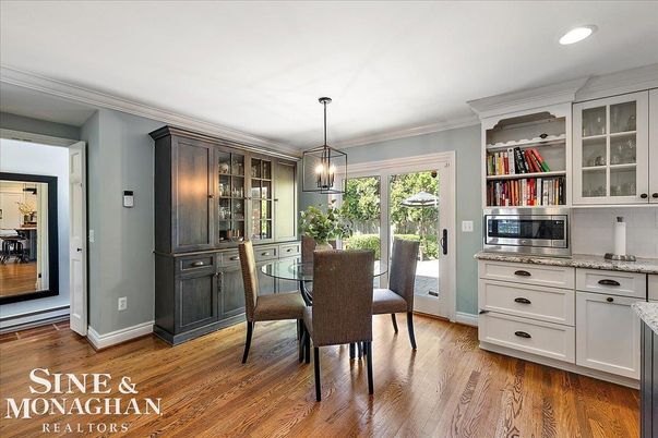Dining room, Interior, Pendant Lights, Recessed Lighting, Wood Texture Flooring