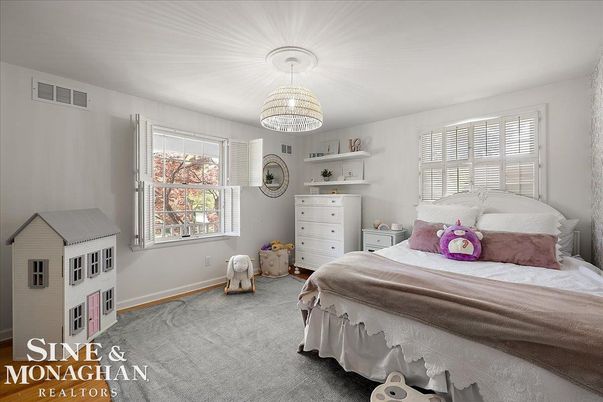 Bedroom, Chandelier, Interior
