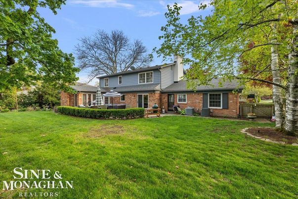 Backyard, Exterior, Facade, Brick Facade, Split Level