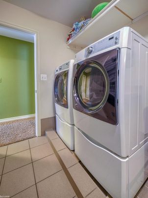 Interior, Washer