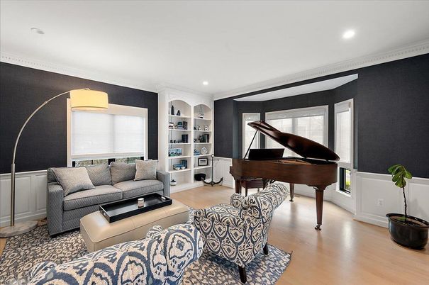 Interior, Living room, Piano, Recessed Lighting, Wood Texture Flooring