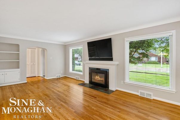 Empty room, Fireplace, Interior, Wood Texture Flooring