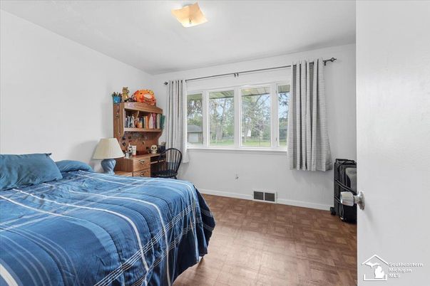 Bedroom, Home Office, Interior, Wood Texture Flooring