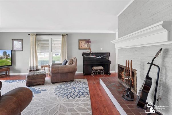 Fireplace, Interior, Living room, Piano, Stone Walls, Wood Texture Flooring