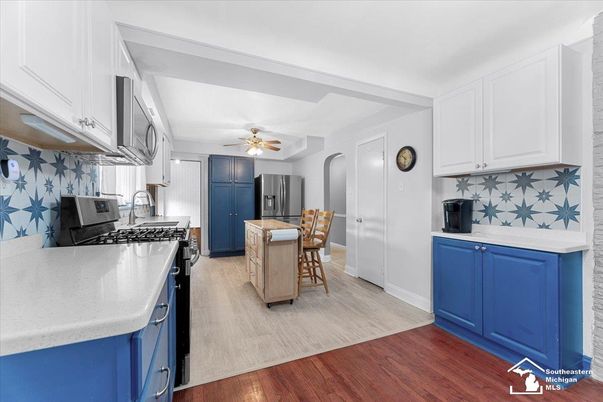 Interior, Kitchen, Wood Texture Flooring