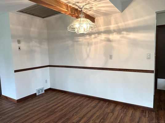 Interior, Pendant Lights, Wood Texture Flooring