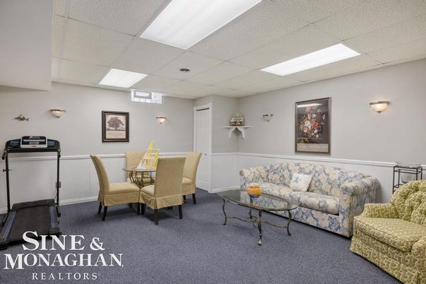 Dining room, Interior, Living room, Recessed Lighting