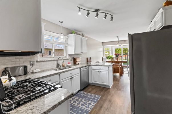 Interior, Kitchen, Pendant Lights, Wood Texture Flooring