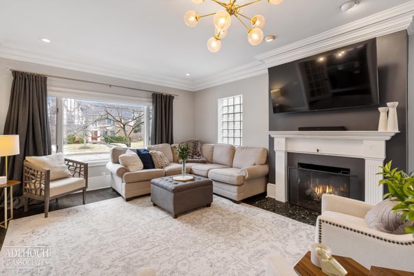 Fireplace, Interior, Living room, Pendant Lights, Recessed Lighting, Wood Texture Flooring
