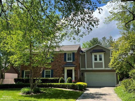 Attached, Exterior, Facade, Brick Facade, Rowhouse