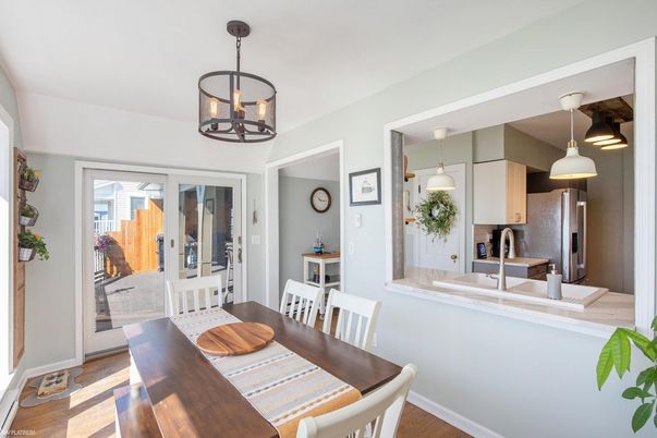 Dining room, Interior, Kitchen, Pendant Lights, Wood Texture Flooring