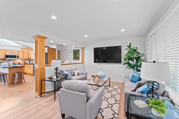 Interior, Kitchen, Living room, Recessed Lighting, Wood Texture Flooring