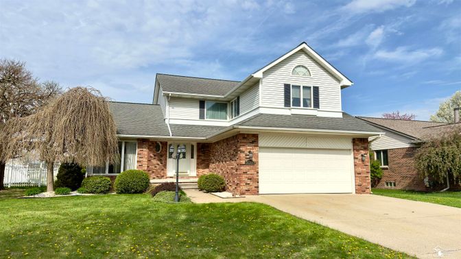 Attached, Exterior, Facade, Brick Facade, Farmhouse