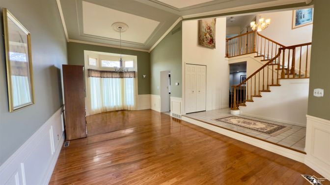 Chandelier, Interior, Wood Texture Flooring