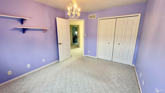 Chandelier, Empty room, Interior