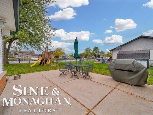 Backyard, Exterior, Playground