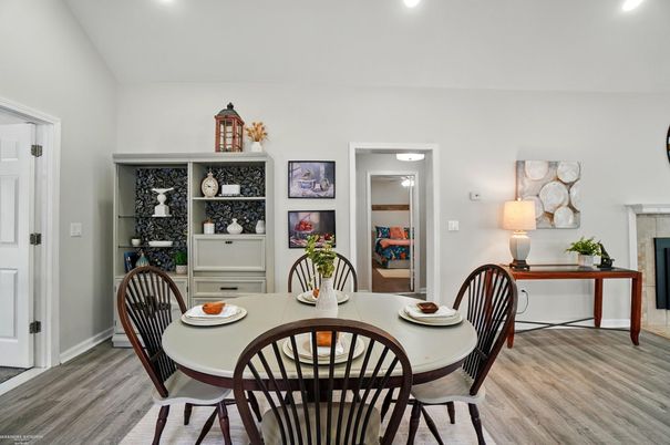 Dining room, Fireplace, Interior, Recessed Lighting, Wood Texture Flooring