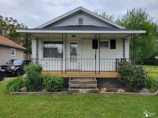 Exterior, Facade, American Craftsman