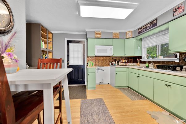 Interior, Kitchen, Wood Texture Flooring