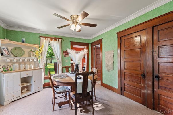Dining room, Interior