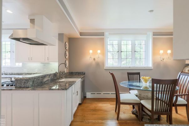 Dining room, Interior, Kitchen, Recessed Lighting, Wood Texture Flooring