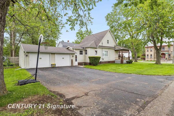 Backyard, Detached Garage, Exterior