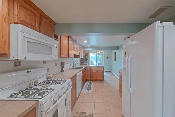 Interior, Kitchen, Recessed Lighting