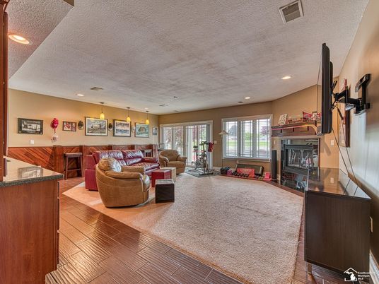 Fireplace, Interior, Living room, Pendant Lights, Recessed Lighting, Wood Texture Flooring