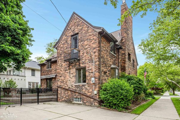 Exterior, Facade, Brick Facade, Tudor Revival