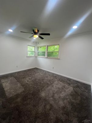 Empty room, Interior, Recessed Lighting