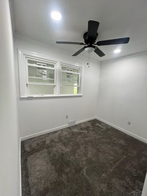 Empty room, Interior, Recessed Lighting