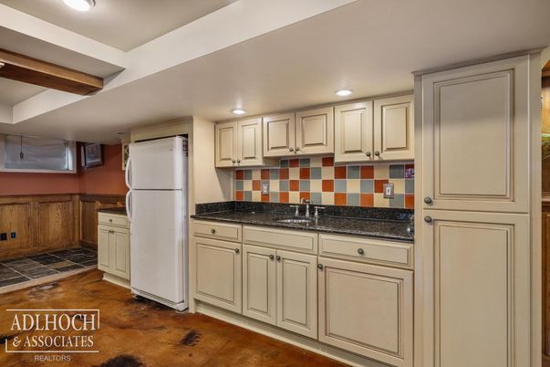 Interior, Kitchen, Recessed Lighting, Wooden Beams, Wood Texture Flooring