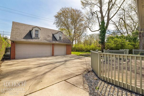Backyard, Detached Garage, Exterior