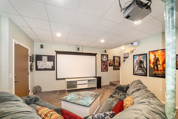 Interior, Projection Screen, Recessed Lighting, Theatre Room
