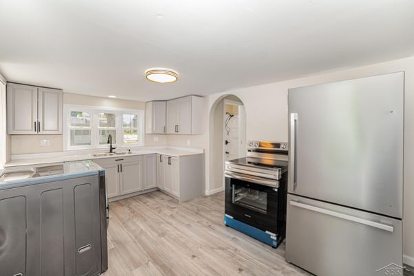 Interior, Kitchen, Wood Texture Flooring