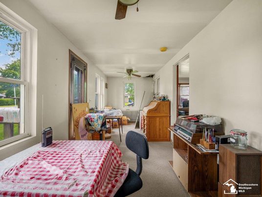 Dining room, Interior