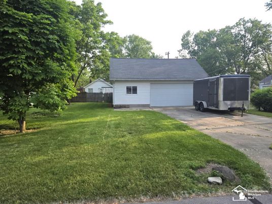 Backyard, Detached Garage, Exterior