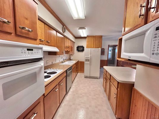 Interior, Kitchen