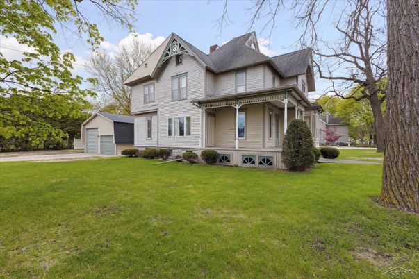 Attached, Backyard, Detached Garage, Exterior, Facade, Queen Anne Victorian