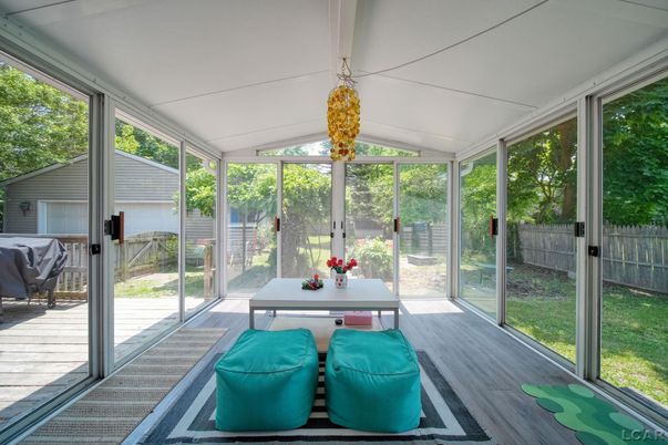 Interior, Sun Room, Wood Texture Flooring
