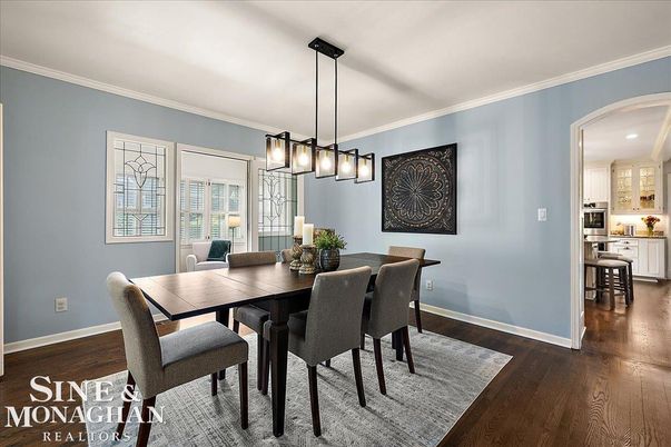 Dining room, Interior, Kitchen, Pendant Lights, Recessed Lighting, Wood Texture Flooring