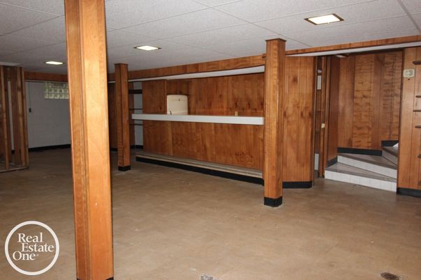 Interior, Recessed Lighting, Wooden Walls