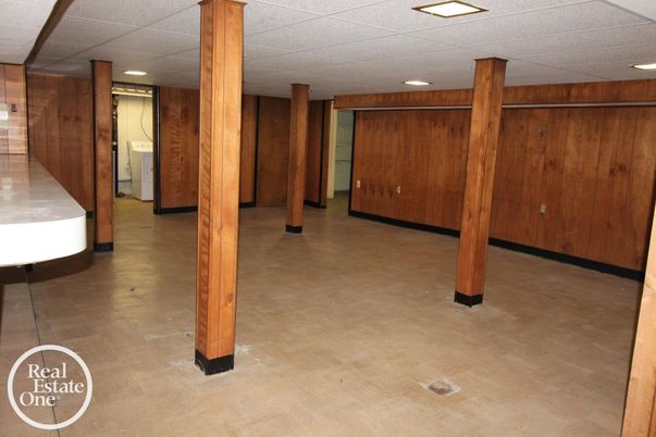 Interior, Recessed Lighting, Wooden Walls