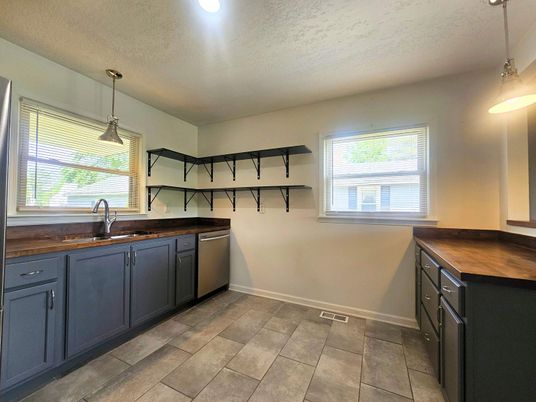 Interior, Kitchen, Pendant Lights