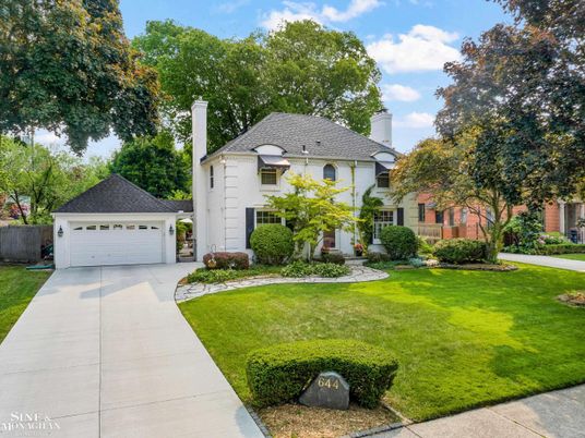 Backyard, Detached Garage, Exterior