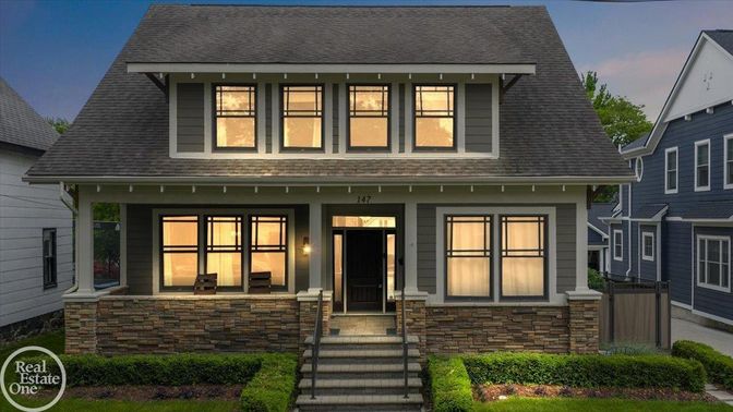 Exterior, Facade, Cape Cod